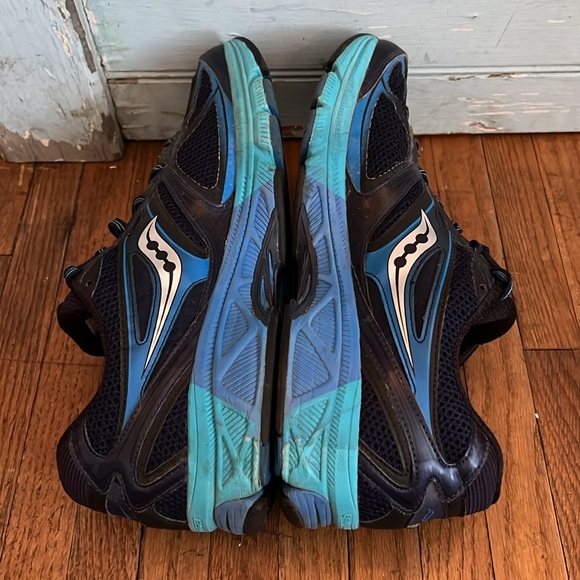 Men’s Saucony Guide Running Sneakers - Picture 6 of 10